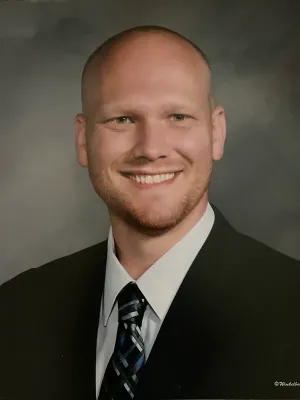 Photo of Dr. Caleb Schroeder